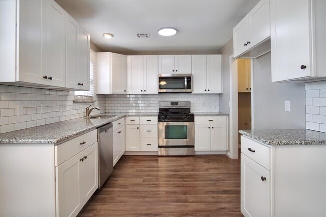 Photo - 620 Winding Ln
