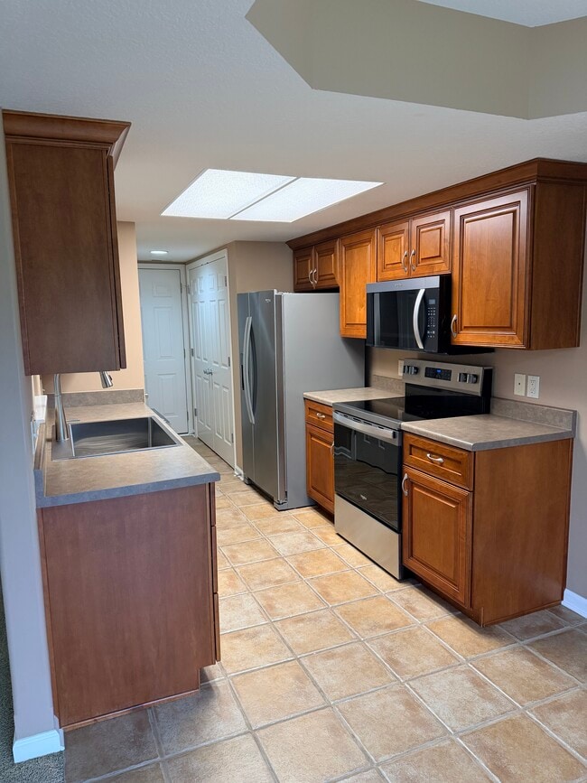 Photo - 10039 Oak Trail Rd