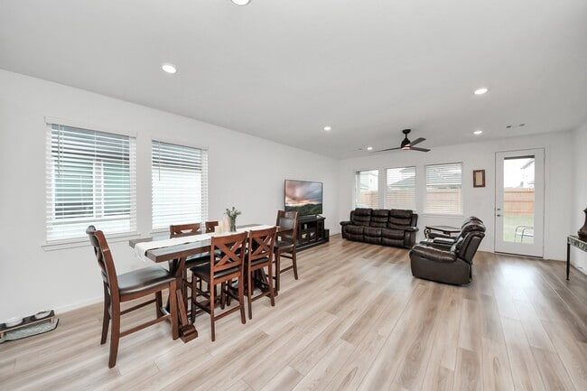 Photo - 21719 Flannel Bush Ln