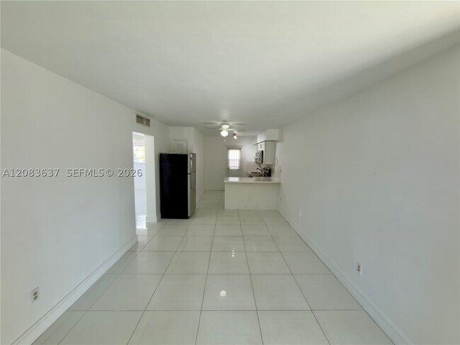 Photo - 1057 SW 7th St Unit 1