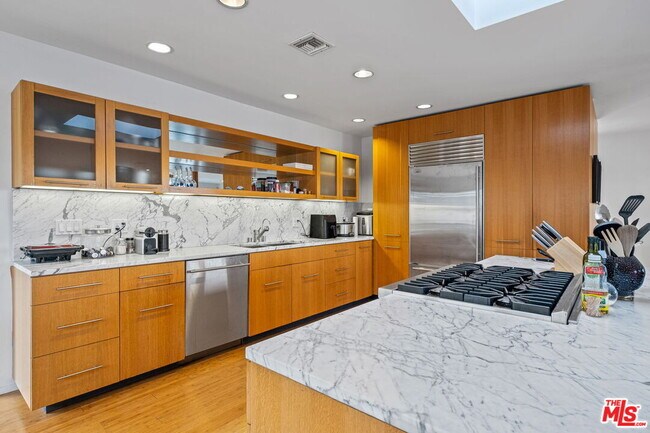 Photo - 221 3rd Ave