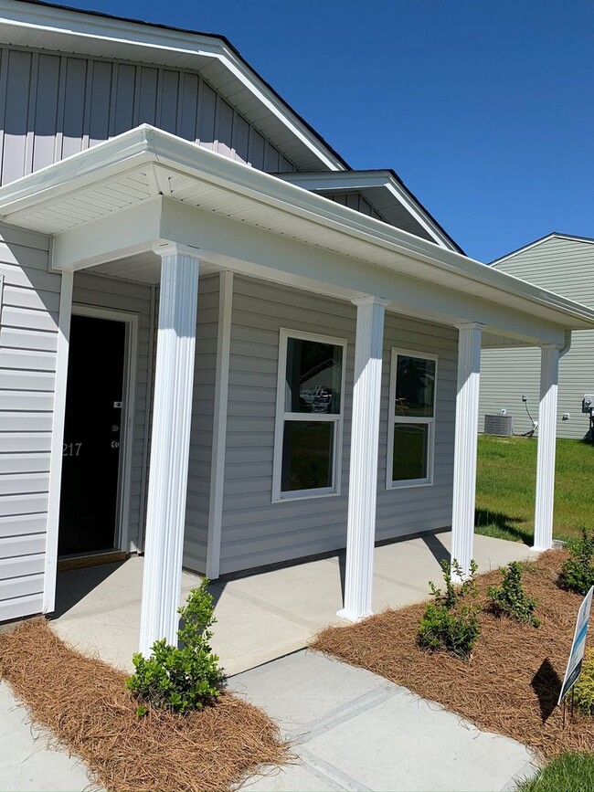 Four Bedroom Home! - Four Bedroom Home!