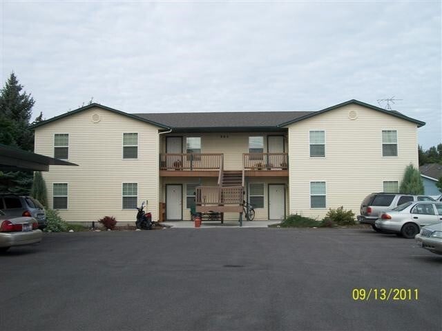 Building Photo - 465 Taft Ave Unit C