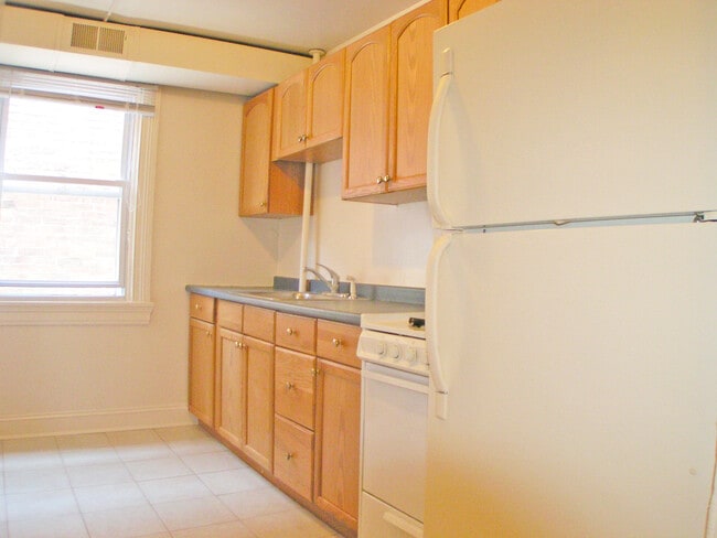 Photo - 1403 Madison Ave Unidad 1403-3R