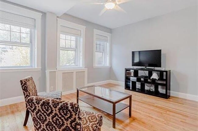 Photo - 62 Empire St Unidad 2