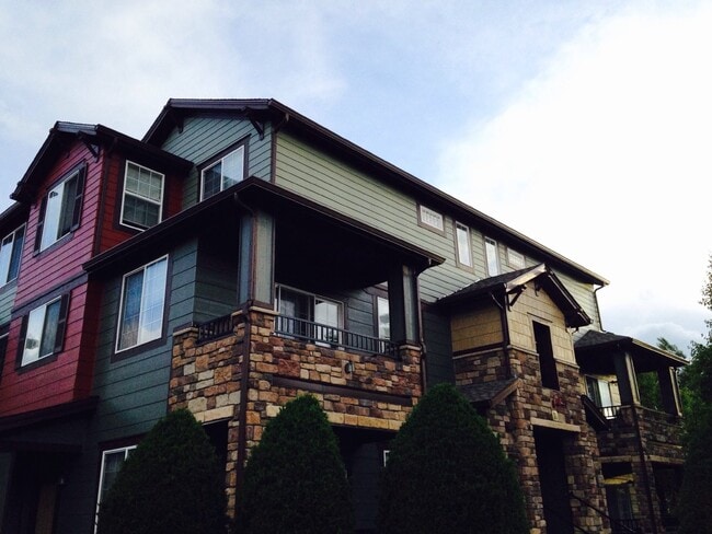 Building Photo - "Spacious 2-Bed, 2-Bath Condo Gem with Garage in Vibrant Denver Locale!" Unit 1110