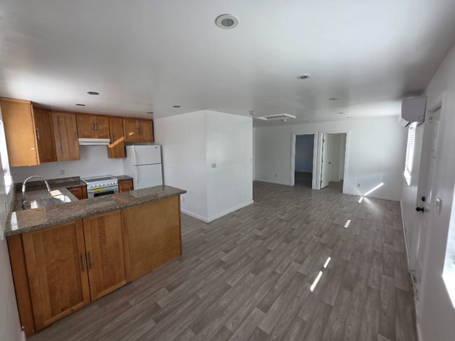 Photo - 8034 Ney Ave