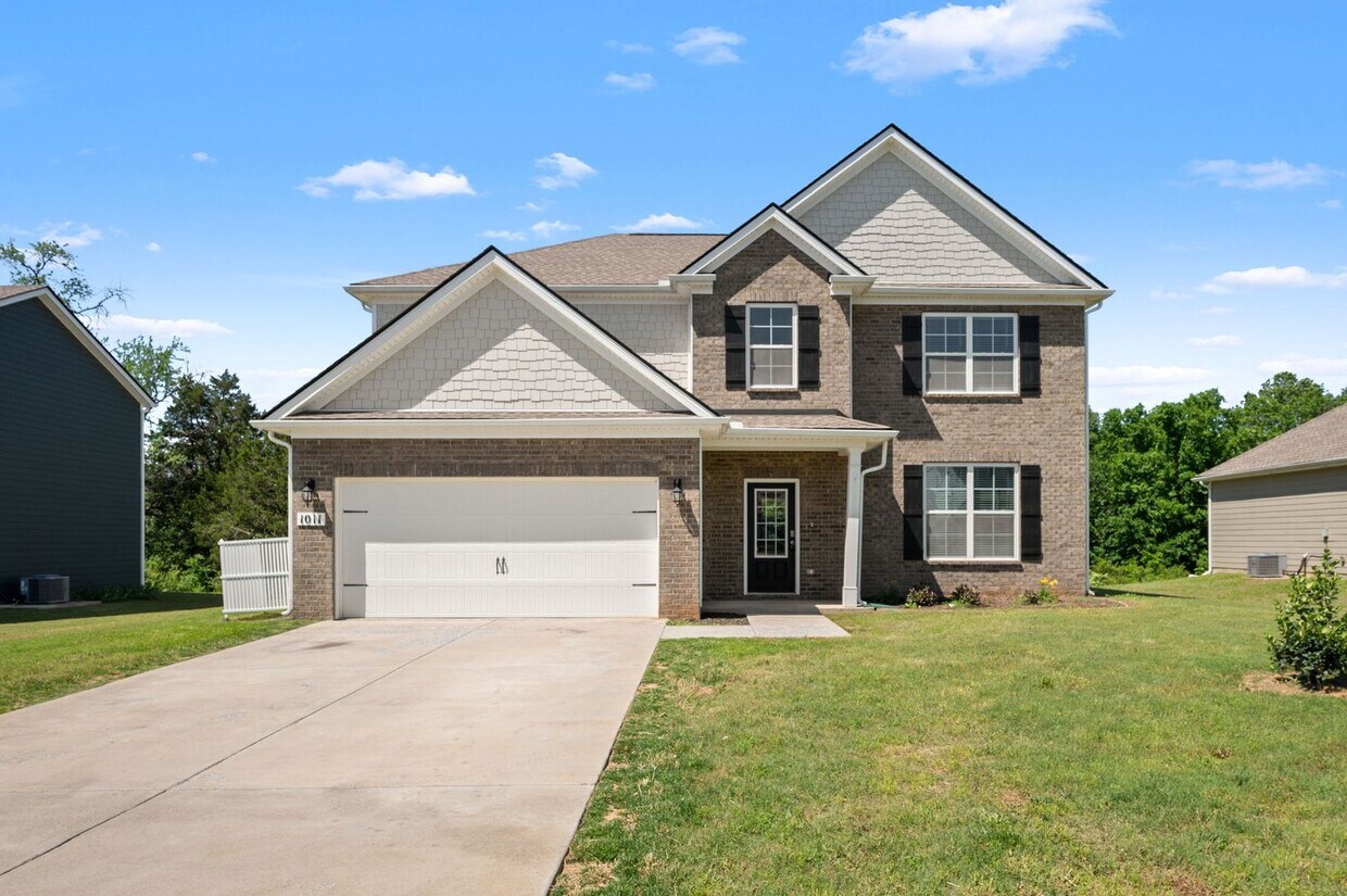 Photo - 1011 Altavista