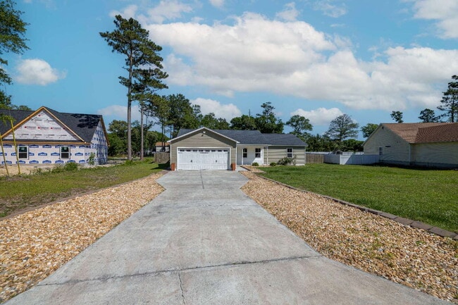 Building Photo - Vista Cay Rental