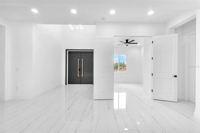 Photo - 11921 Fort King Hwy