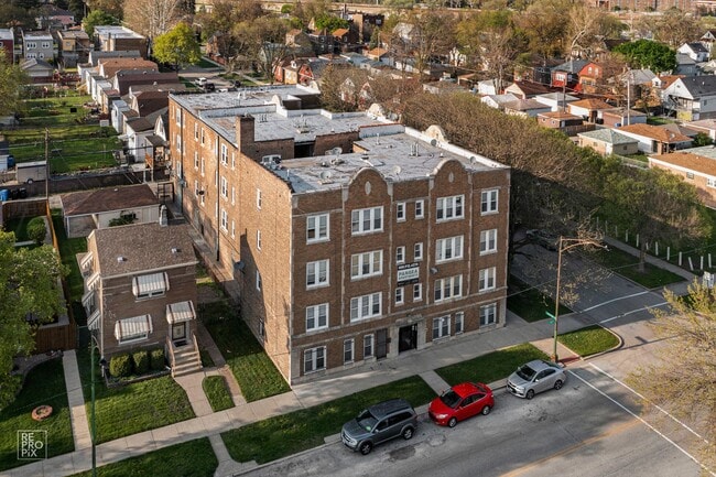 9244 S Saginaw