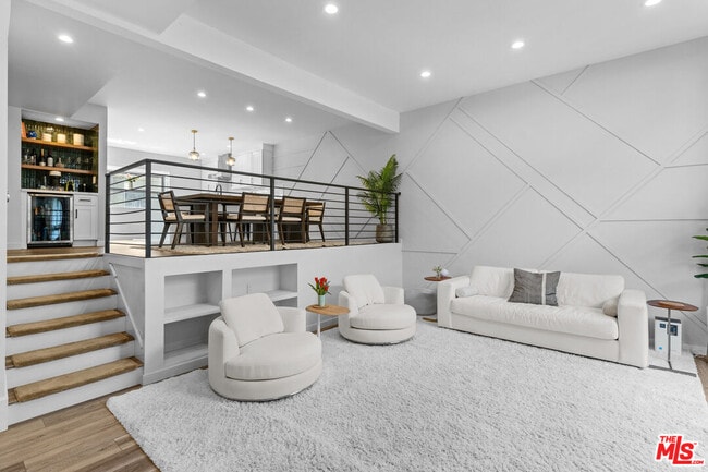 Photo - 4360 Glencoe Ave Unidad 2