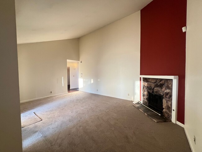 Photo - $500 MOVE IN SPECIAL!!!! 3 BEDROOM HOME IN PLEASANTON, CA!!!
