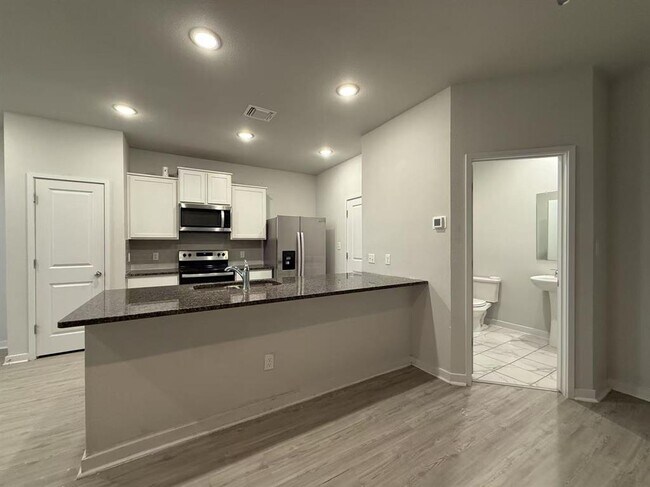 Photo - 605 W South St Unit 31