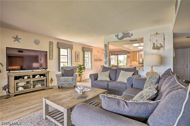 Photo - 3722 SE 12th Ave Unit F1