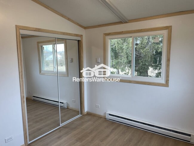 Photo - 684 Baker Rd