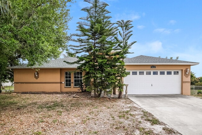 Building Photo - 8434 Bamboo Rd