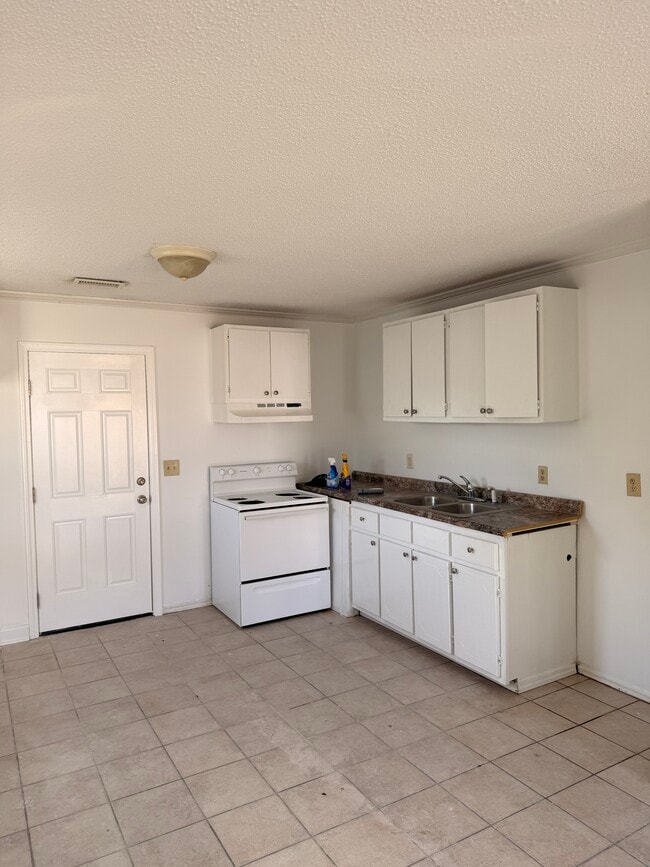 Photo - 342 Mayse Rd