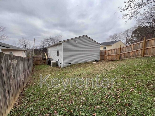 Photo - 2808 Knott Rd