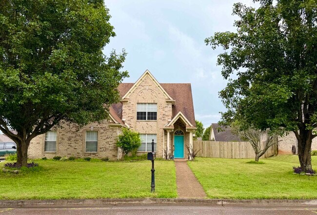 Photo - 240 Magnolia Garden Ln