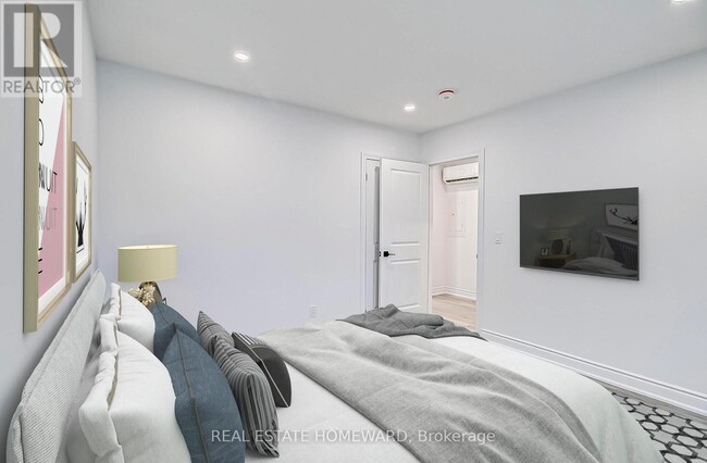 Photo - 419 Woodbine Ave Unit 10