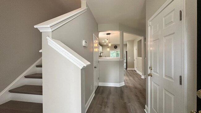 Photo - 4826 Hawkins Dr