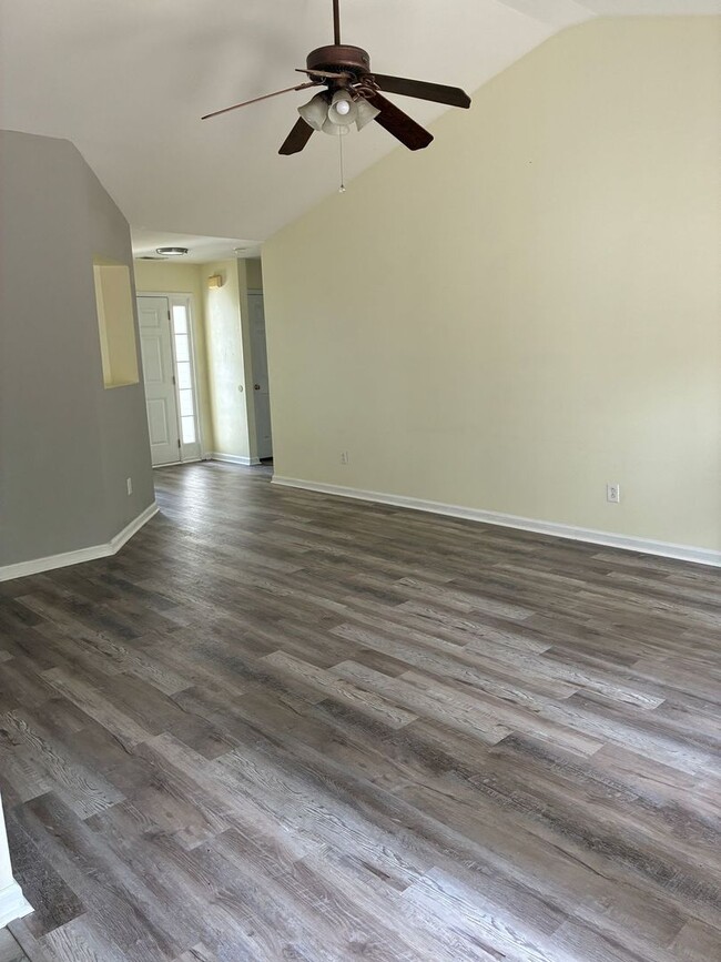 Photo - Southgate 3BR, 2BA home fully fenced