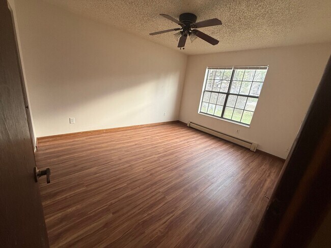 Photo - 198 Aspenglow Blvd Unit 1