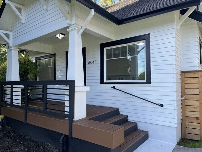 Photo - 6541 SE 89th Ave Unidad A