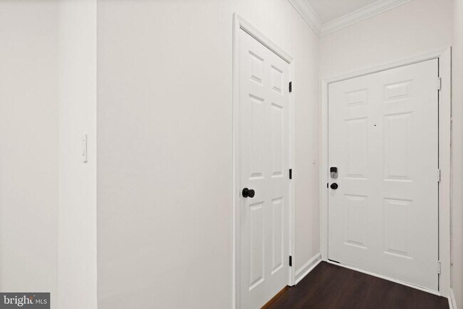 Photo - 1704 Lake Shore Crest Dr Unit 22