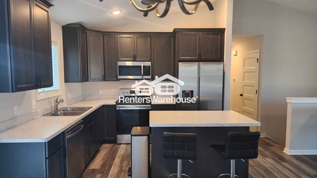 Photo - 1234 Rich River Way