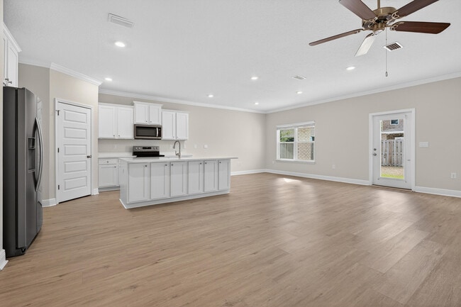 Photo - 93 Eagles Nest Dr