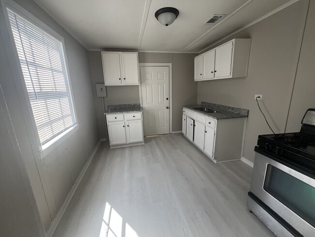 Photo - 112 Union Ave