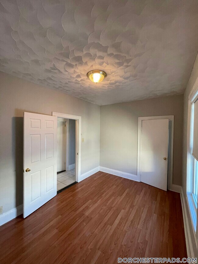 Photo - 157 E Cottage St Unit 3