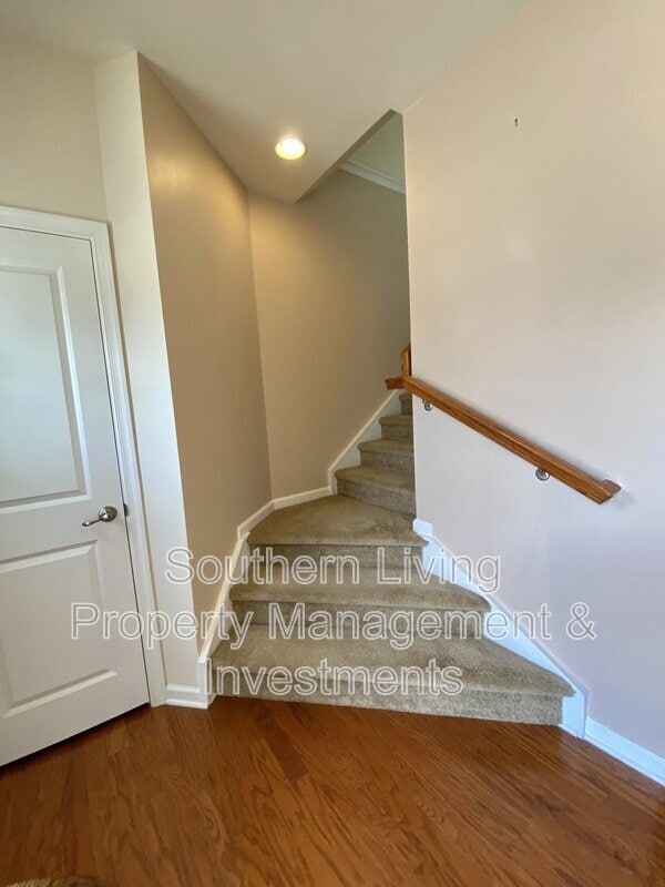 Photo - 2601 Silverthorn Dr