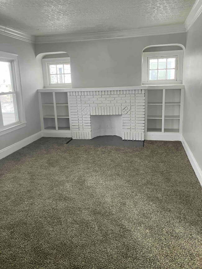 Photo - 3615 E 146th St Unit 2