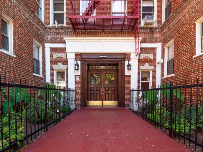 Photo - 63-89 Saunders St Unit 2B