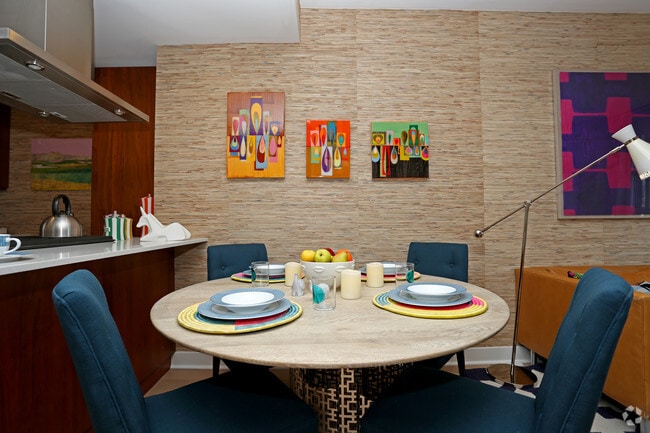 Photo - Abington House