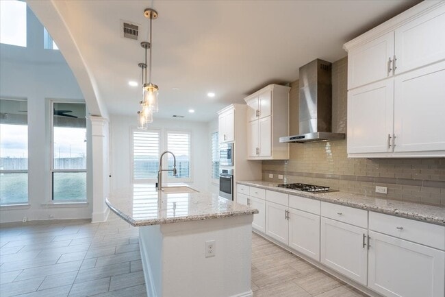 Photo - 2614 Orleans Way