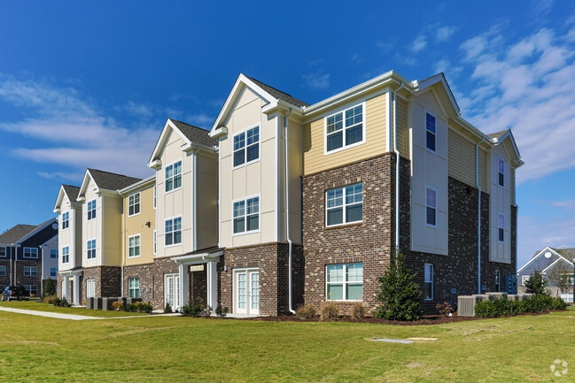 Gateway Pointe Apartment Homes