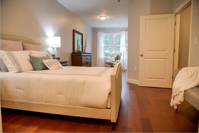 Master Bedroom (Model C)