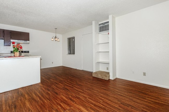OPEN CONCEPT LIVING