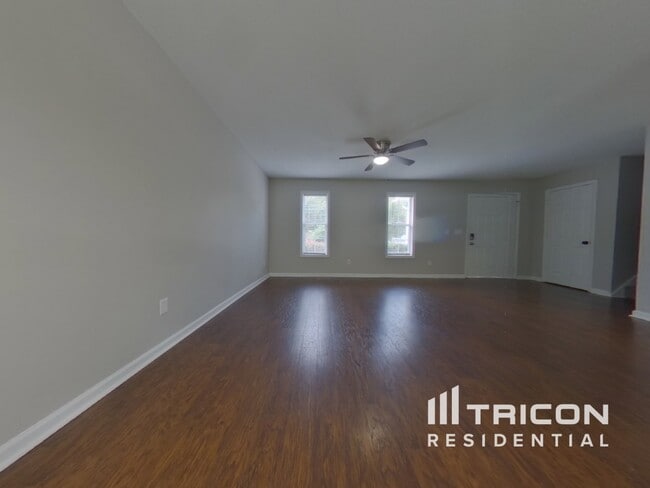 Photo - 114 Ivy Brook Dr