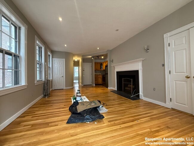 Photo - 82 Phillips St Unit 2