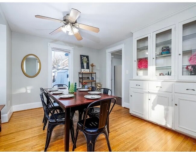 Photo - 18 Deland Park a