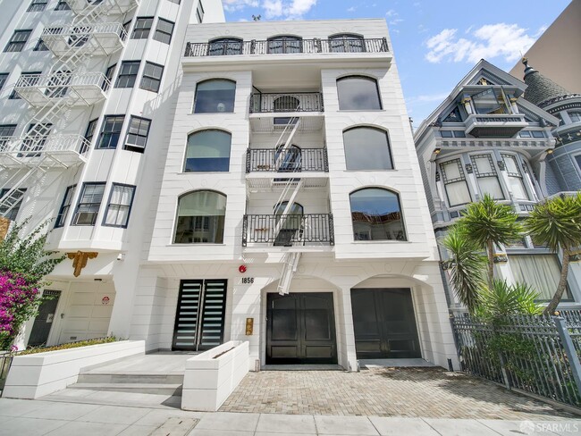 Photo - 1856 Pacific Ave