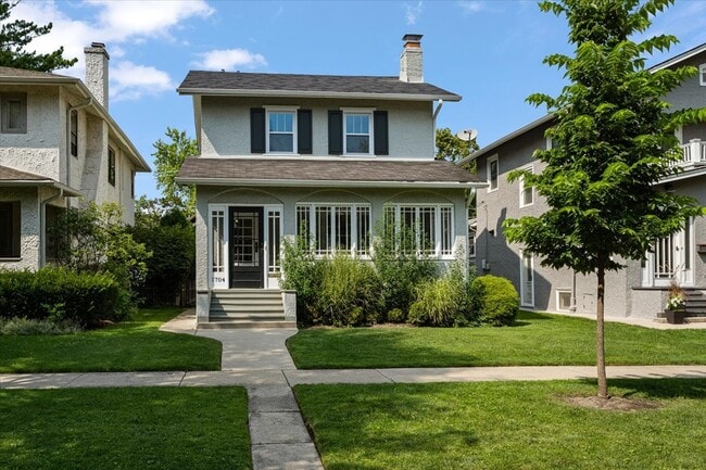 Photo - 1704 Walnut Ave