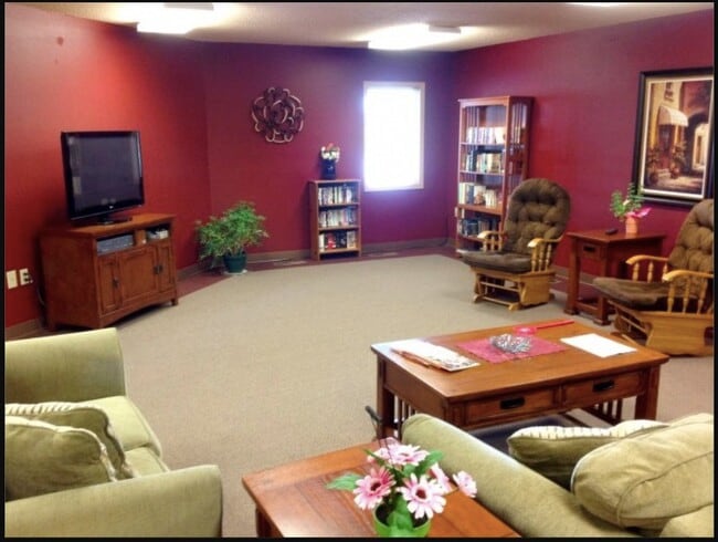 Photo - 741 Streeter Dr