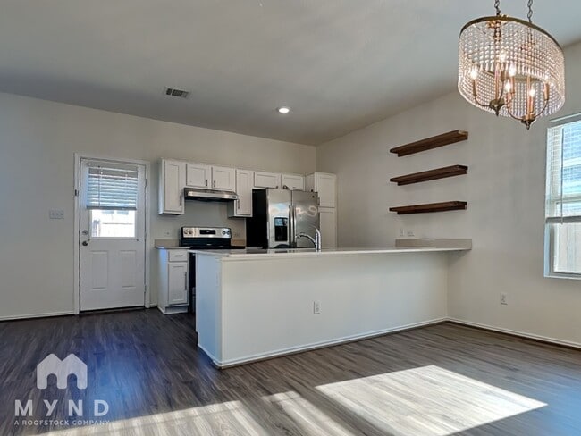 Photo - 128 Vulcan Dr House