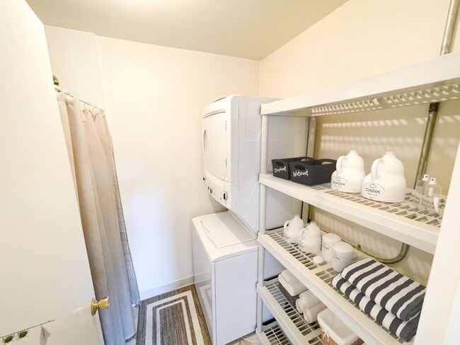 Walnut Creek Apartments